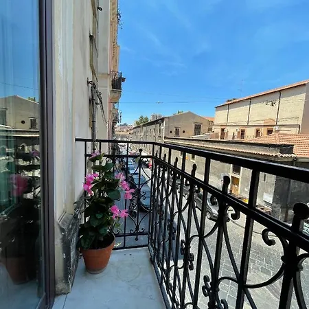 Gli Appartamenti Di Agata Catania Exterior photo